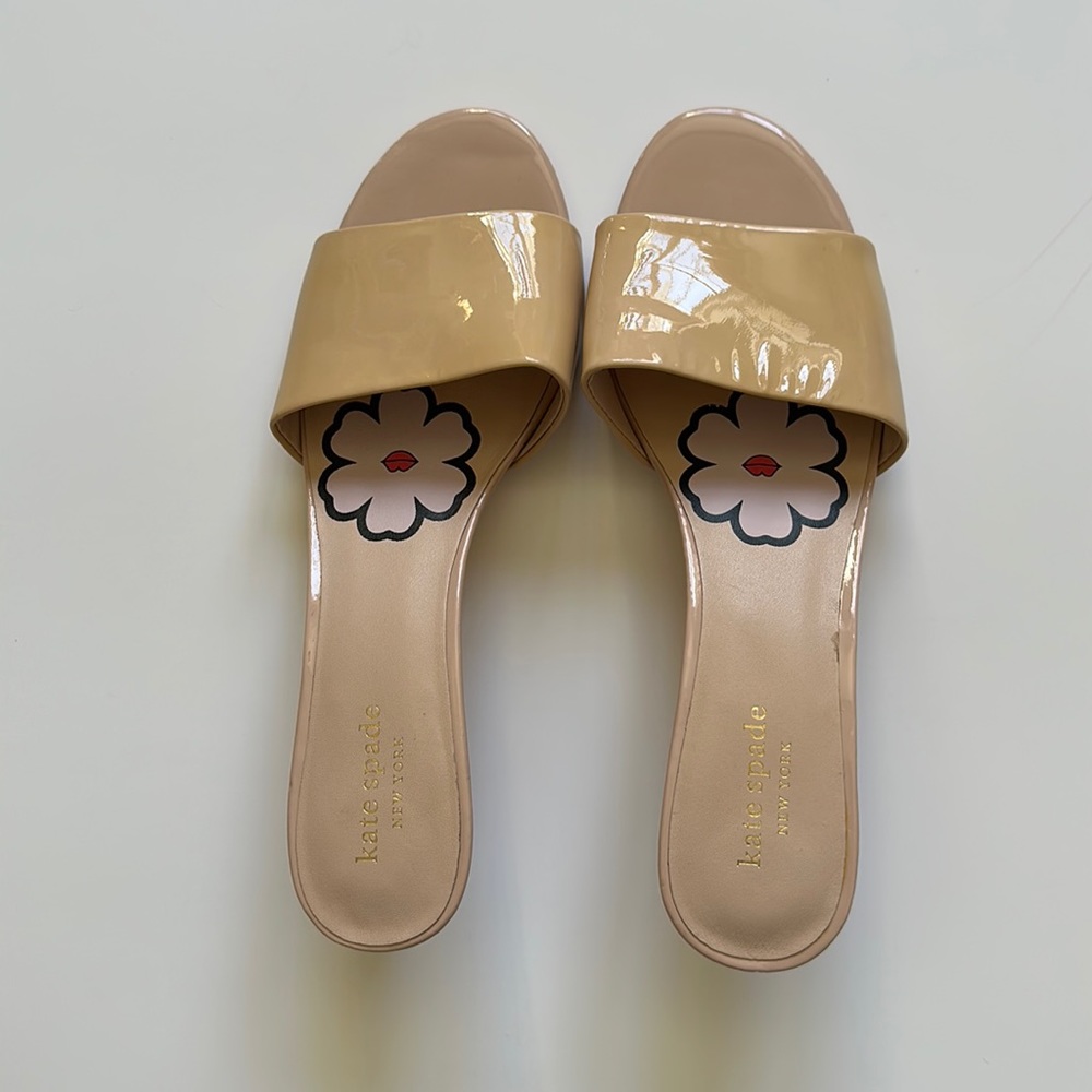Kate Spade nude kitten heels